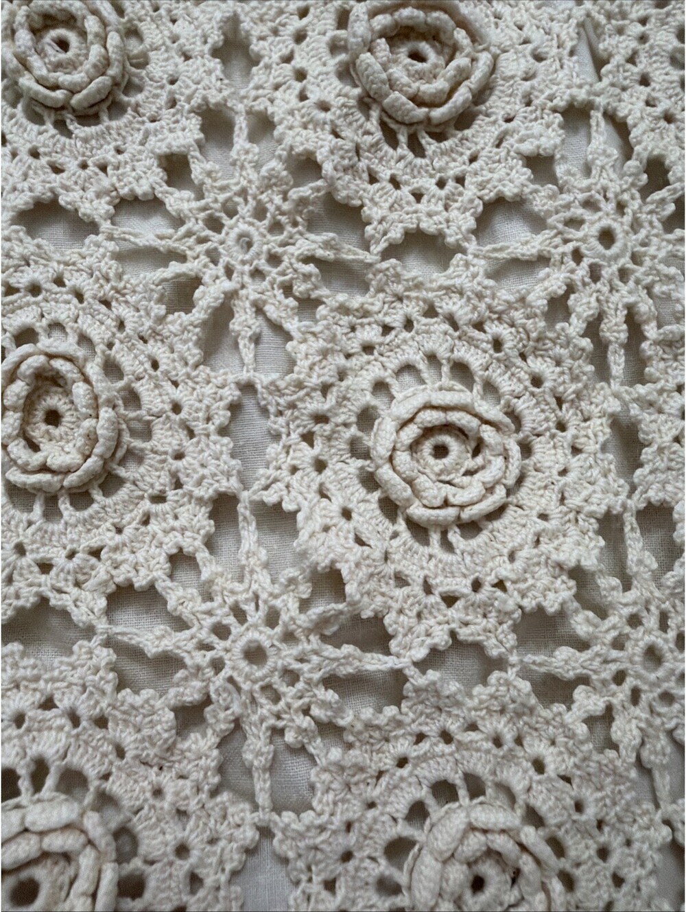 VTG Lot 3 Crochet Floral Pillow Cover Sham Ivory & 4 Accent Pillows Cottage Gran - Picture 3 of 12